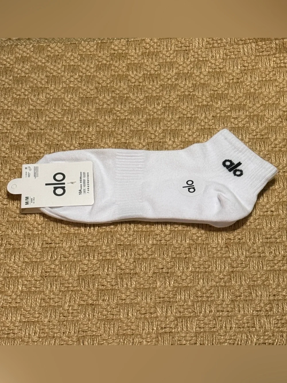 ALO Yoga White 3/4 Crew Socks with Black Logo (One pair of socks)